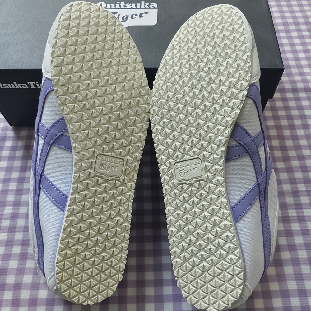 Onitsuka Tiger White Sneakers with Light Purple Stripes - Picture 11 of 11